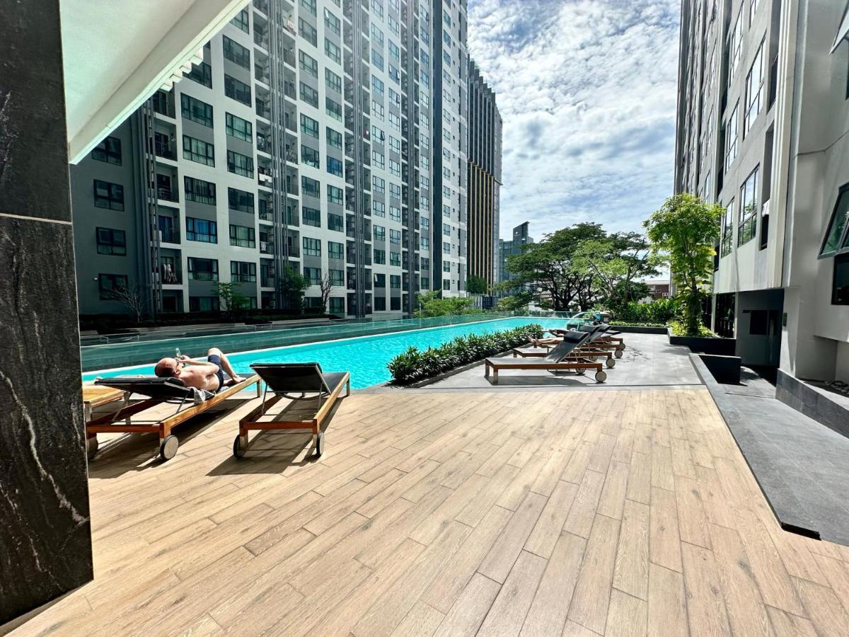 Best Location Condo With Swimming Pool, Gym, Sauna, Washing Mashine, Fast Internet In Central Of Pattaya Exteriör bild